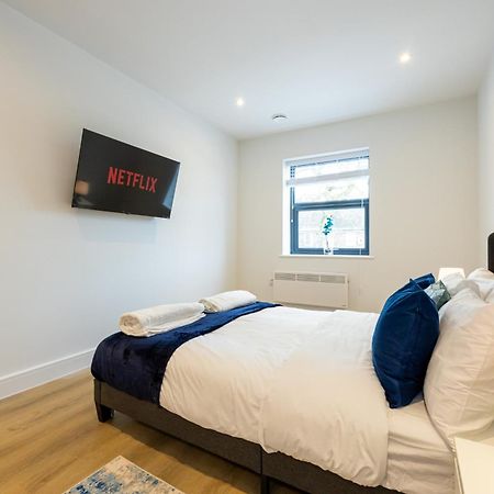 Modern 2 Bed Near Wythenshawe Hospital And Manchester Airport With Parking エクステリア 写真