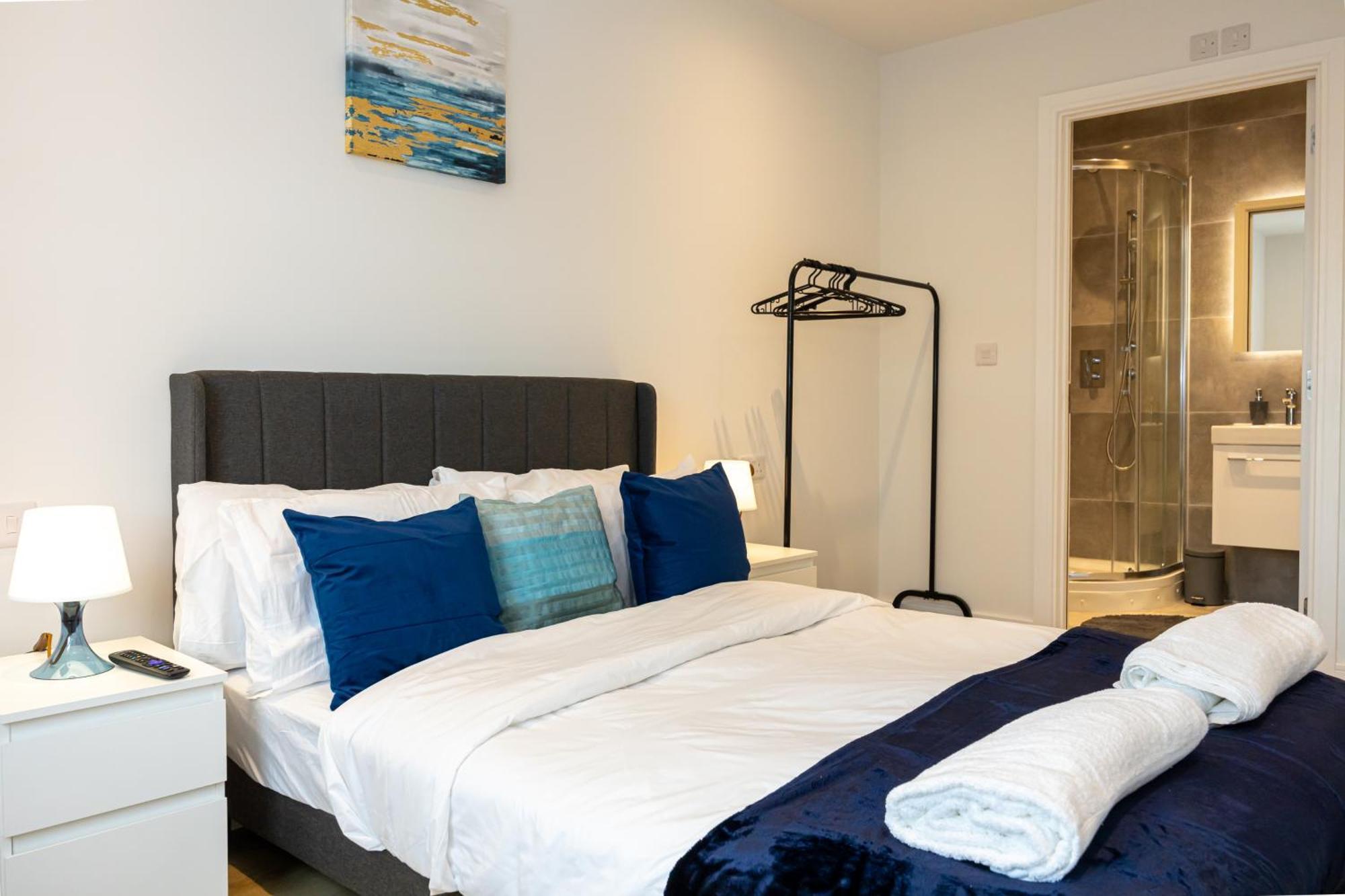 Modern 2 Bed Near Wythenshawe Hospital And Manchester Airport With Parking エクステリア 写真
